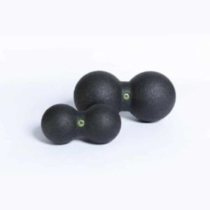 Comparación de tamaño entre las pelotas dobles Blackroll Duoball 08 y Duoball 12