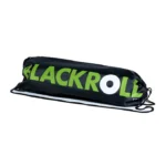 Bolso Blackroll Gymbag negro cerrado, vista horizontal con el logo BLACKROLL en verde y blanco y cierre con cordón