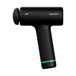 Hypervolt 3 de Hyperice en negro, vista lateral con cabezal redondo, mango tipo pistola y luz LED verde de batería